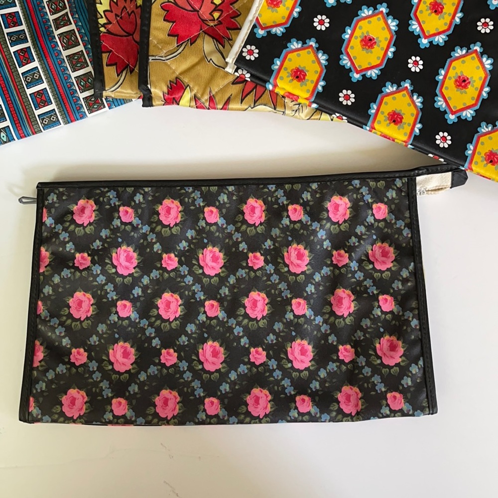 RARE vintage floral makeup bag